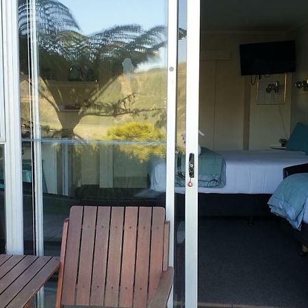 Mokau Motels ภายนอก รูปภาพ