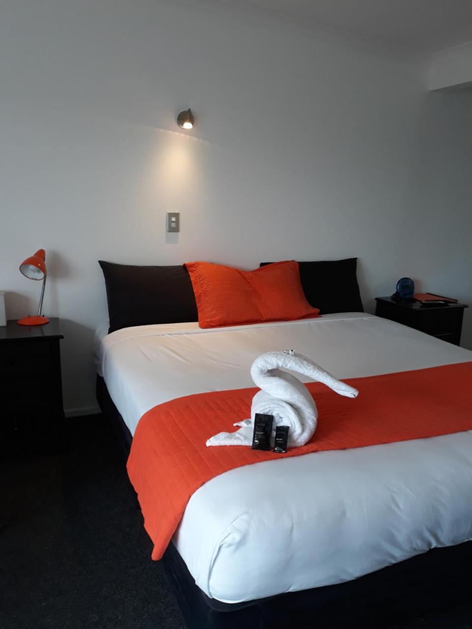 Mokau Motels ภายนอก รูปภาพ
